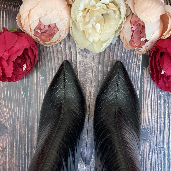 Bebe Black Dasha Dress Booties 7M - Picture 4 of 8